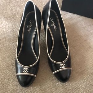 Chanel pumps